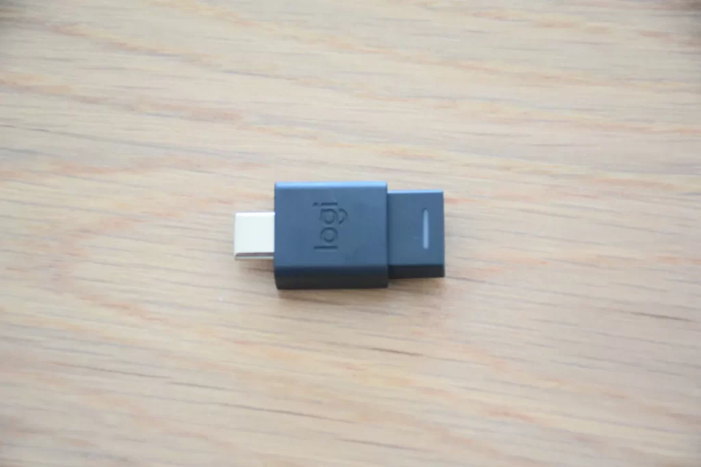 ロジクール Zone Wireless USB-Cアダプターに接続